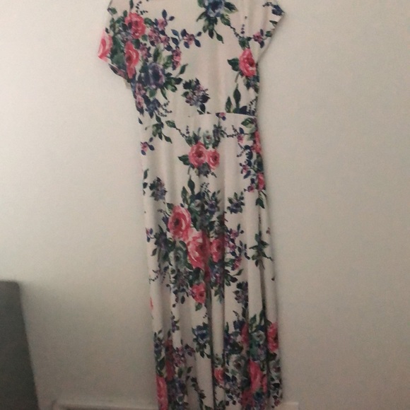 NWOT Emerald floral dress size small - Picture 5 of 6